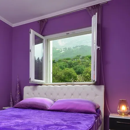 New Lily Apartman Makarska